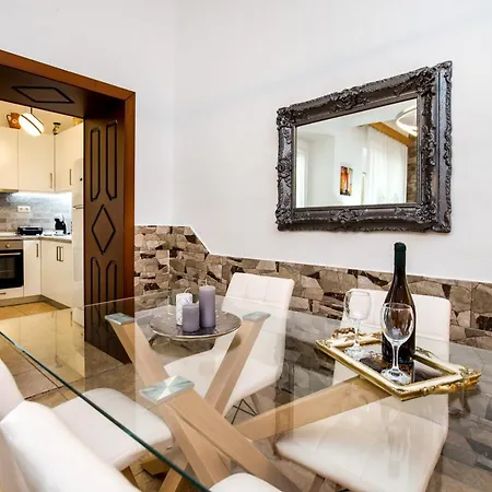 Apartmán Golden Sunset *