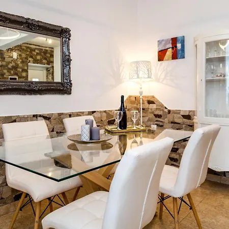 Golden Sunset Apartmán *