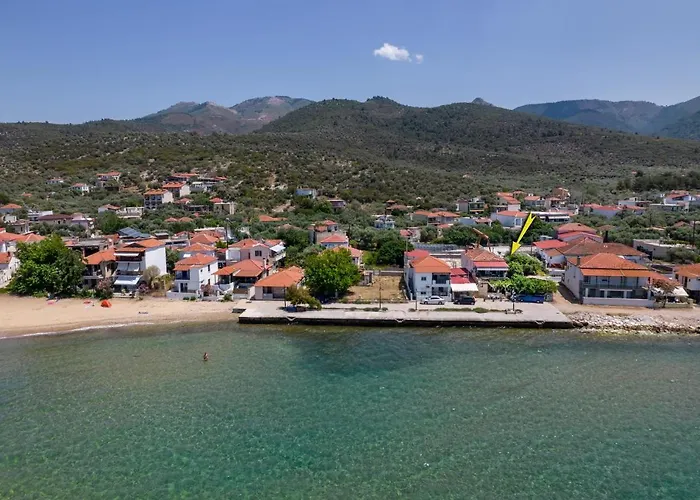 Golden Sunset Apartment *