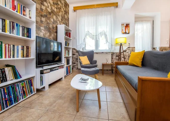 Apartment Golden Sunset